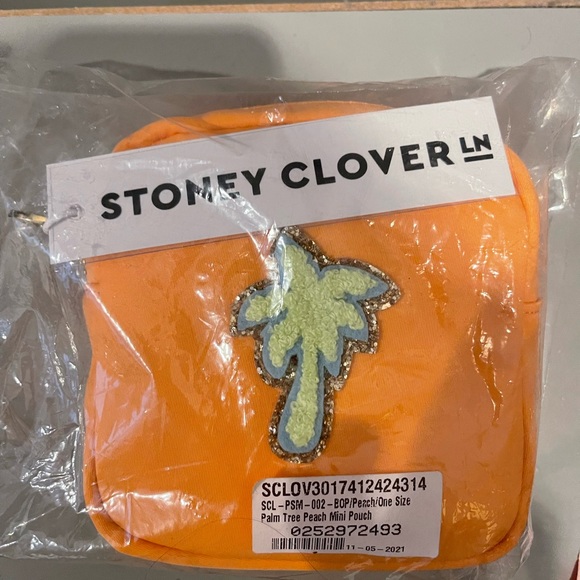 NWT Stoney Clover Lane Pouch - Picture 4 of 8
